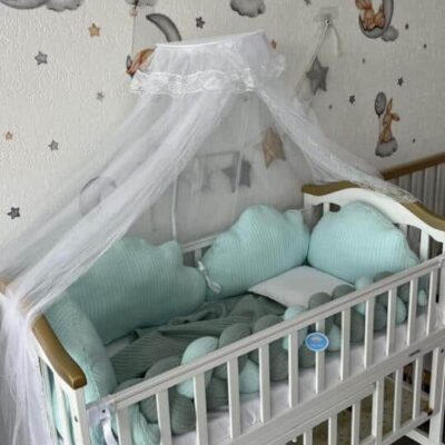 Set cloud mint i zelena – ogradica sa tri strane, pletenica, plahta, jastuk i dekica